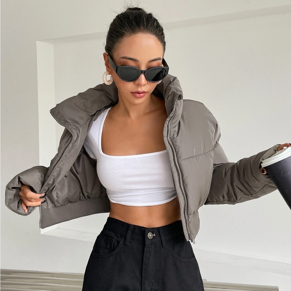 Dazy Drop Shoulder Cropped Puffer - Picture 4 of 5